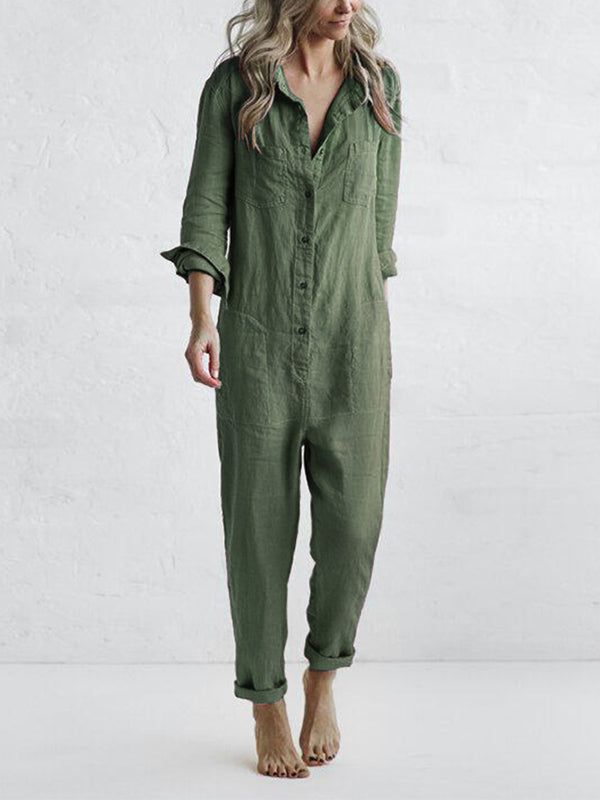 Stijlvolle groene langarm-jumpsuit van katoen, met knoopsluiting en zakken. Comfortabel en veelzijdig kledingstuk voor diverse gelegenheden. Casual chique uitstraling met opgerolde mouwen en pijpen. Trendi Mode