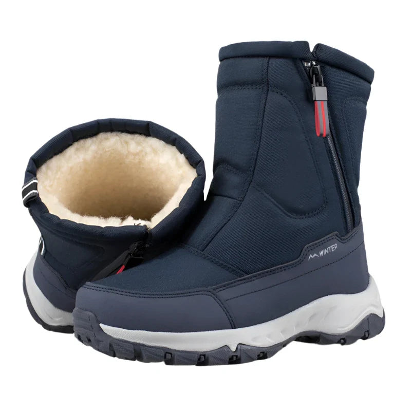 Warme pluche winterlaarzen voor heren in donkerblauw met rits, comfortabele voering, stevige zool en waterdichte buitenkant. Perfect voor koude dagen en winterse activiteiten, combineert stijl met functionaliteit.